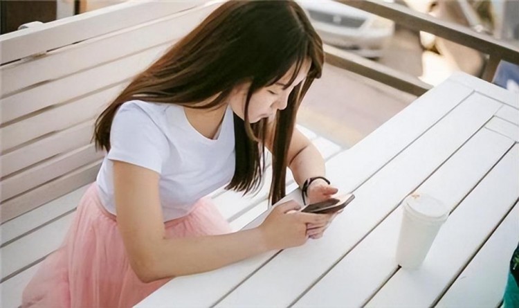 女生只微信聊天不见面如何把她约出来