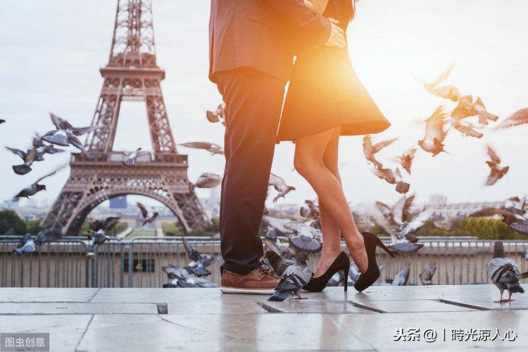 2019很流行很火的30句经典爱情句子值得分享的微信爱情短句说说